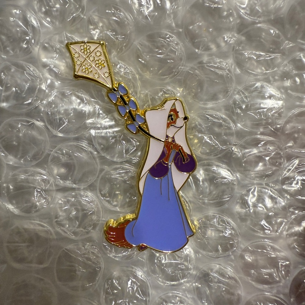 Disney Kite Pins - Maid Marian
